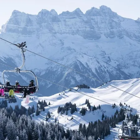 Loges De Celestin Ltb103 Nature & Mountain 4 Pers *